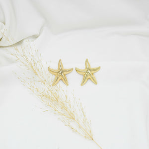 ARETES CHUNKY GOLD LUCERO