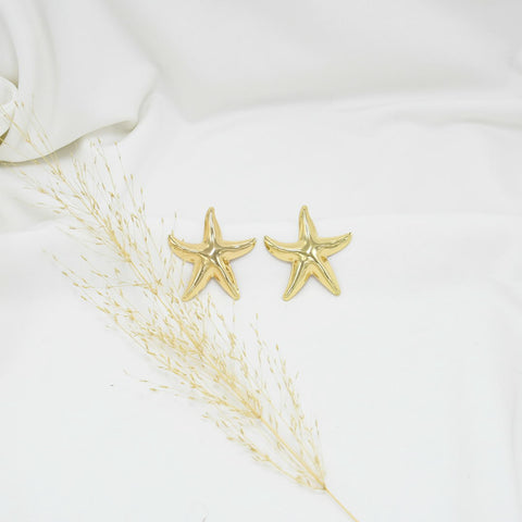 ARETES CHUNKY GOLD LUCERO