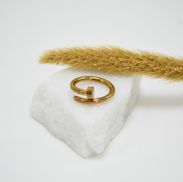 ANILLO GOLD CART LOVE