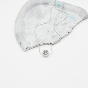 COLLAR SILVER BALL