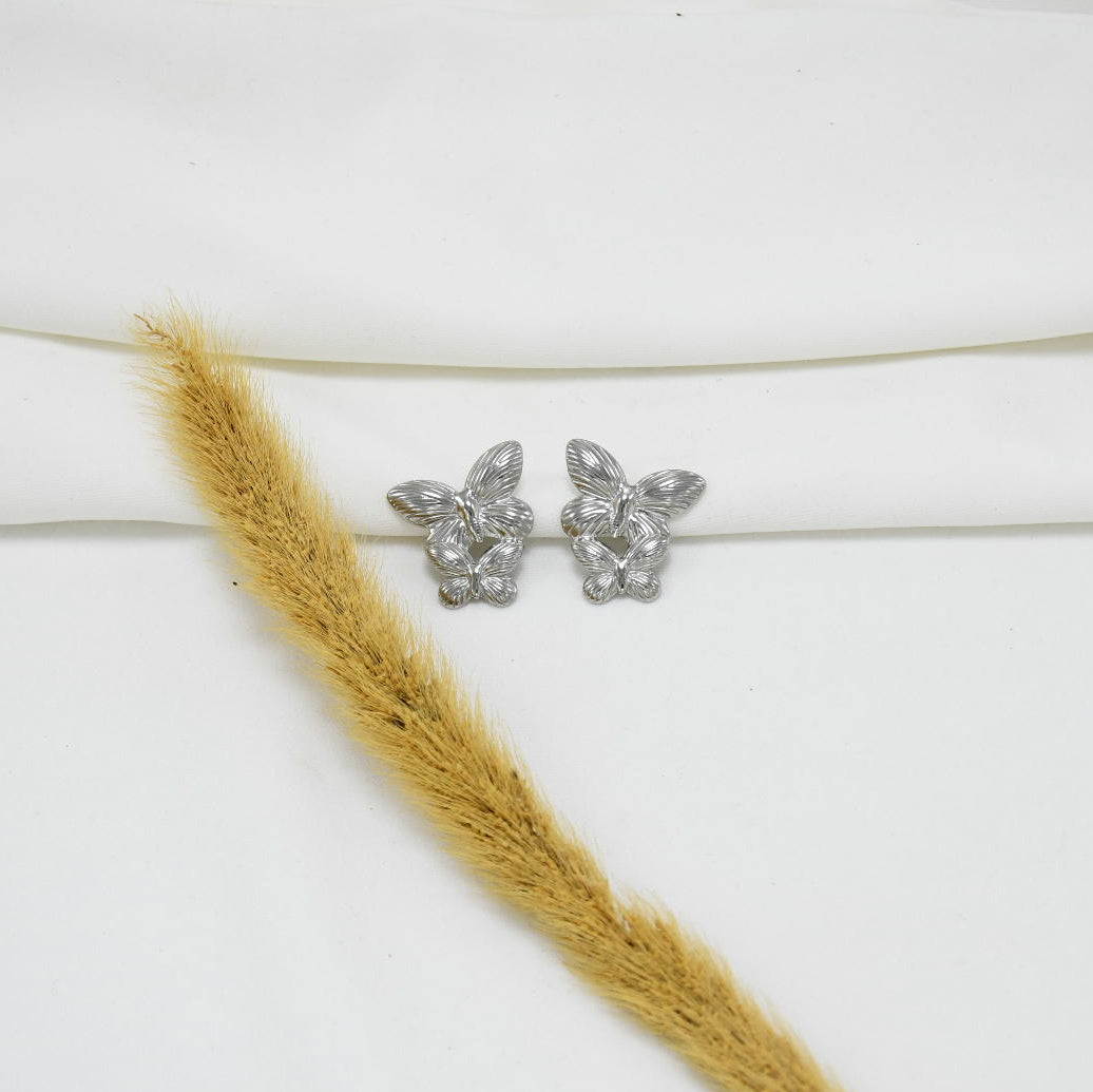 ARETES SILVER NORA