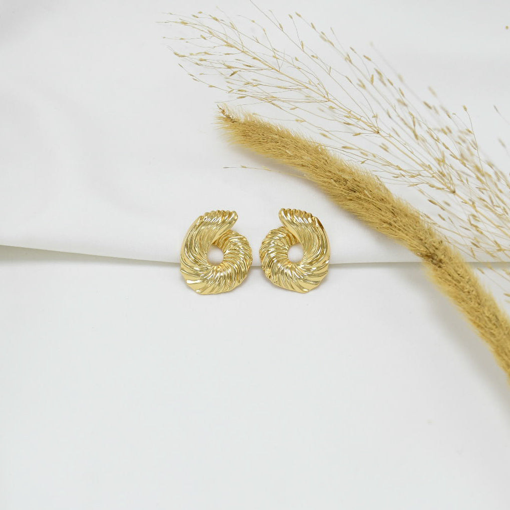 ARETES CHUNKY GOLD ANDARA