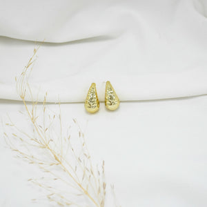 ARETES CHUNKY GOLD GOTAS