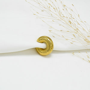 EARCUFF CHUNKY GOLD IVANA