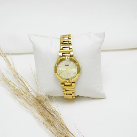 RELOJ DE MUJER GOLD Q&Q XIMENA