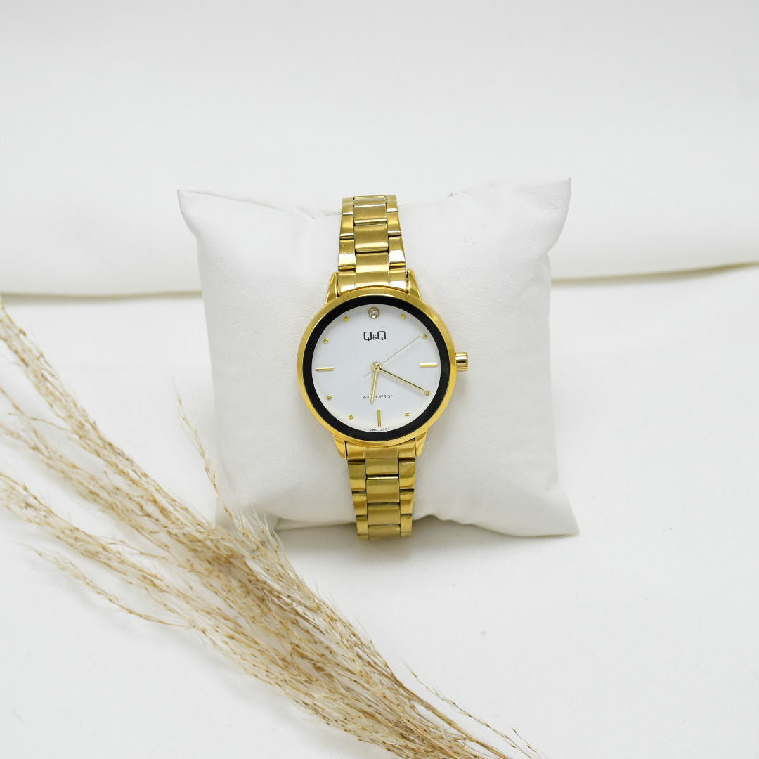 RELOJ DE MUJER GOLD BLACK Q&Q GRECIA