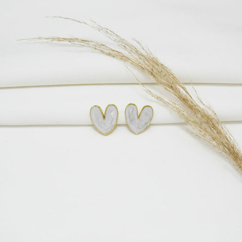 ARETES GOLD EFECTO NÁCAR LOVE II