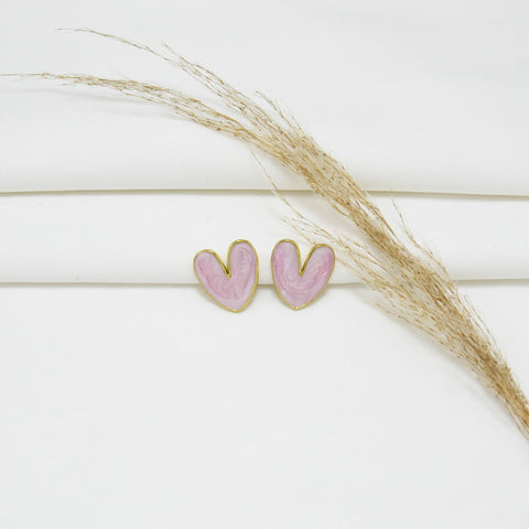 ARETES GOLD EFECTO NÁCAR LOVE