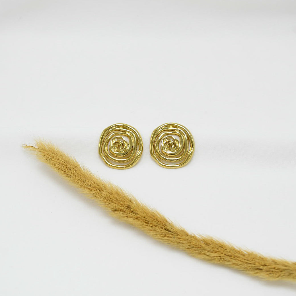ARETES CHUNKY GOLD BELLA