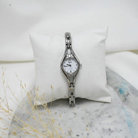 RELOJ DE MUJER Q&Q LUCIA
