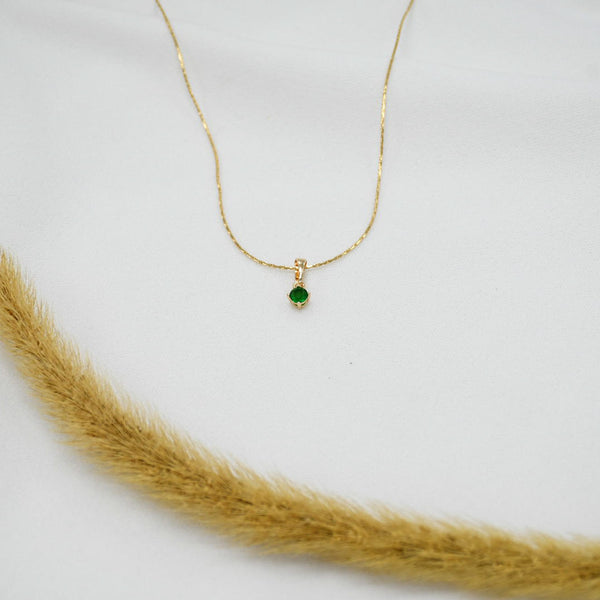 COLLAR GOLD GREEN LOVE