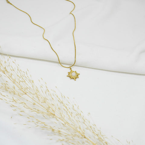 COLLAR GOLD STARS LOVE