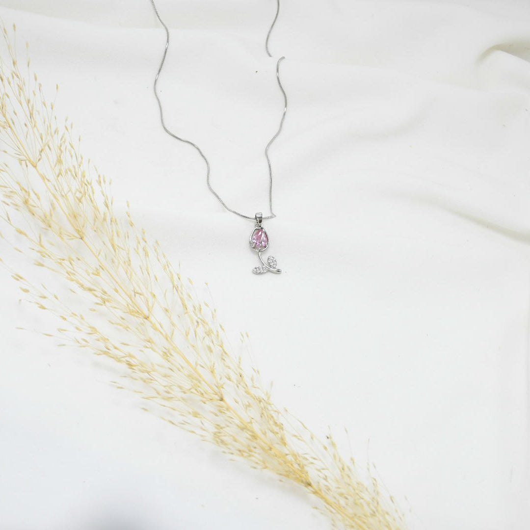 COLLAR SILVER TULIPÁN I