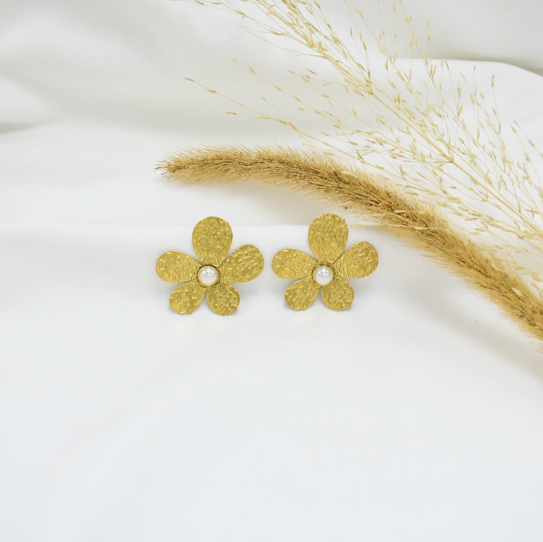 ARETES CHUNKY GOLD FLORECITAS III