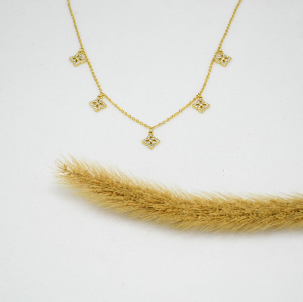 GARGANTILLA SILVER SCARLET