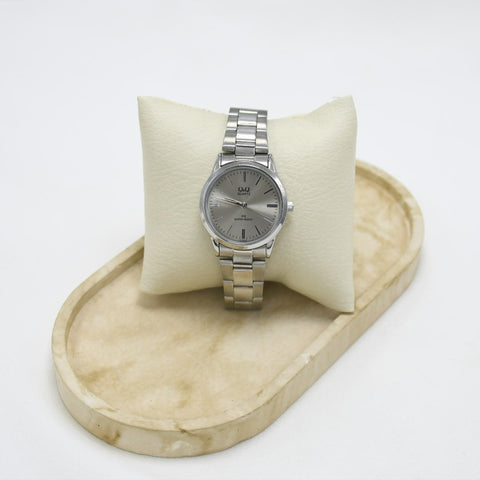 RELOJ DE MUJER Q&Q PAULINA